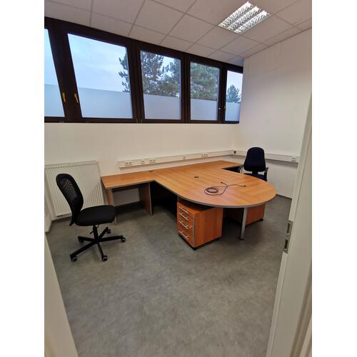 B�rofl�che EG B�ro 8